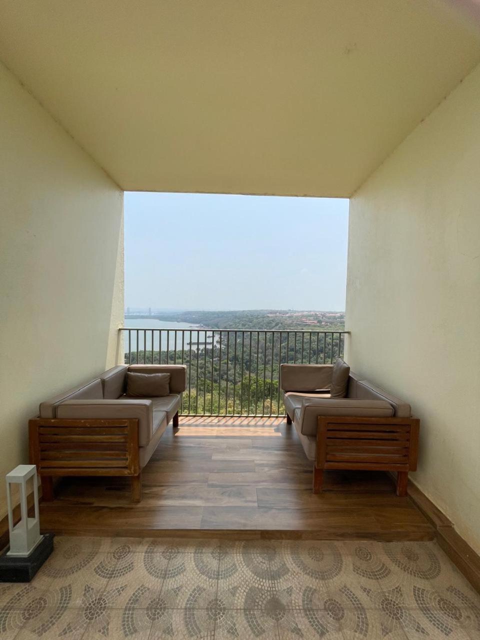 Good Stay 2Bhk Pool Apartment 10 Mins From Dabolim Airport Goa 102 Consua Eksteriør billede